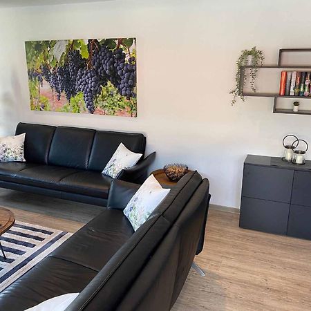 Ferienwohnung Weingut Sturm Buergstadt Buitenkant foto